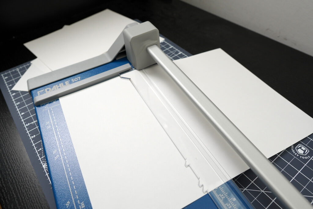 cutting papers with roll cutter