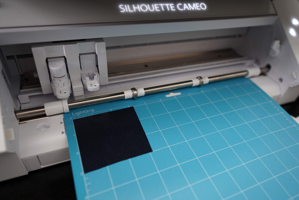 cutting htv vinyl with cameo