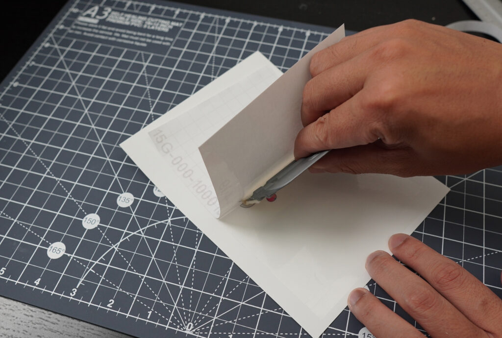 laminating-cover-with-transparent-vinyl