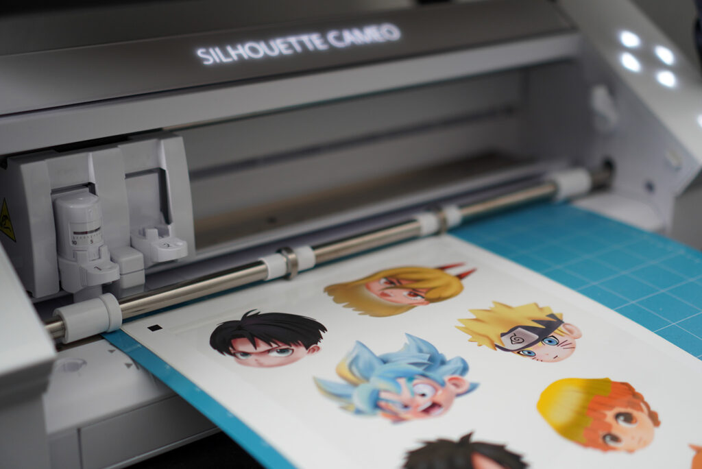 loading a cutting mat in silhouette cameo 4