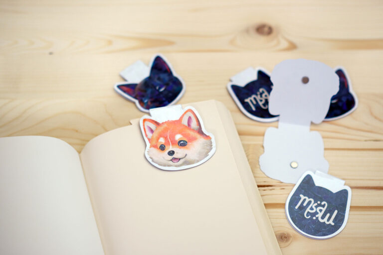 How to make your own magnetic bookmarks