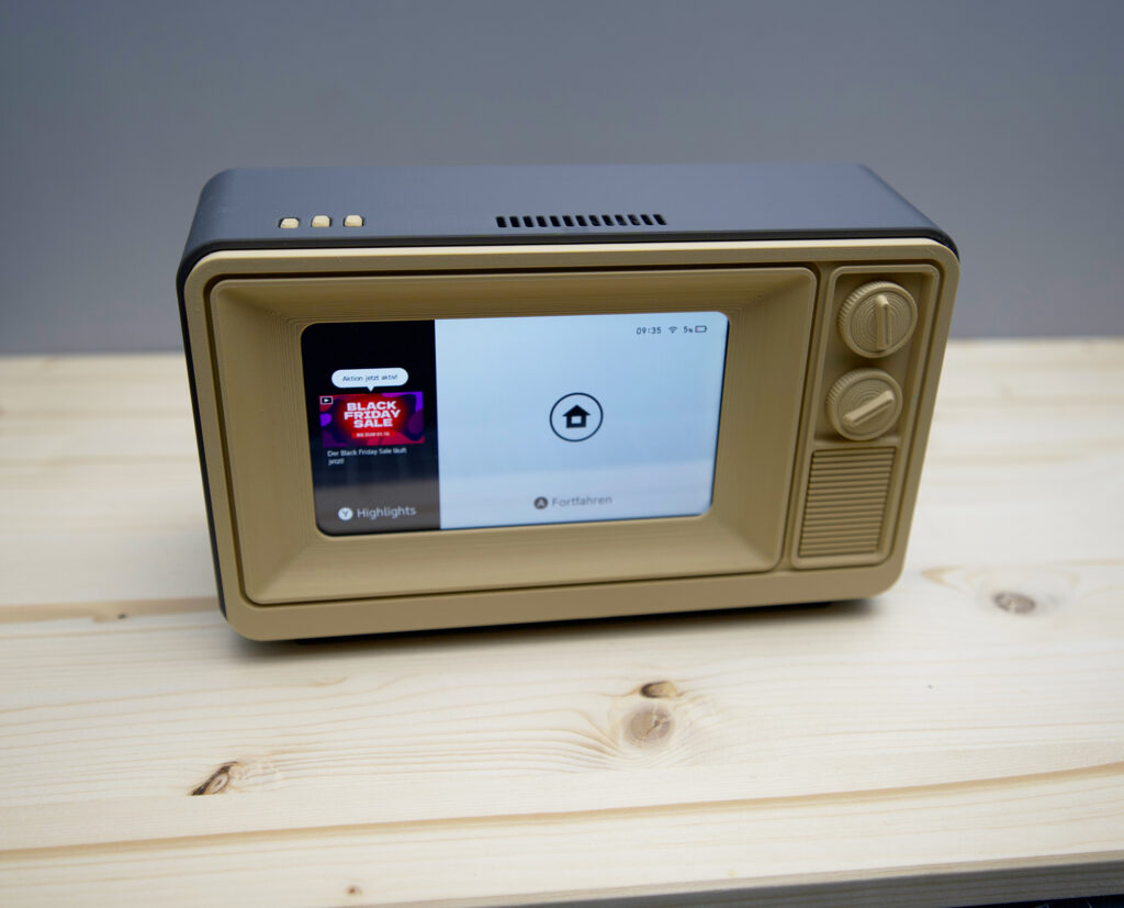 Switch Case Retro TV